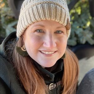 Meet your Posher, Alison